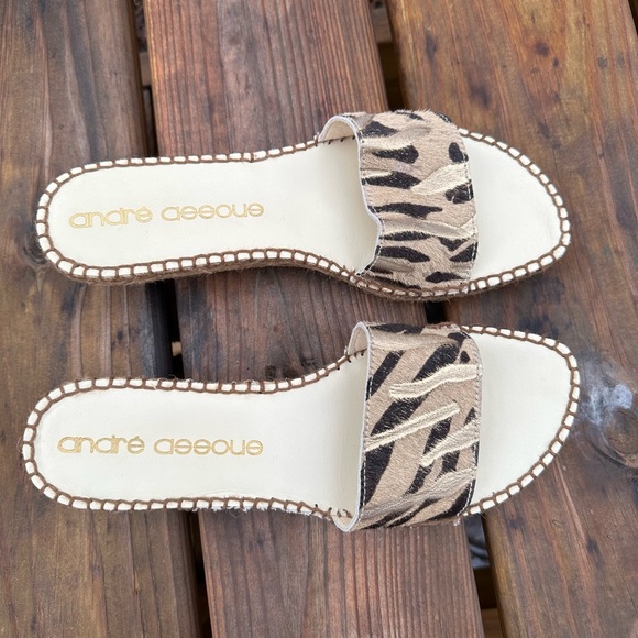 Andre Assous‎ Animal Print Slides Espadrilles Kitten Heels Leather Size 10 - Picture 4 of 8